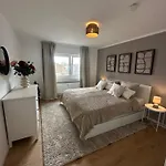 Premium Zentrum - Balkon & Parkplatz Apartment *