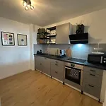 Apartment Premium Zentrum - Balkon & Parkplatz *