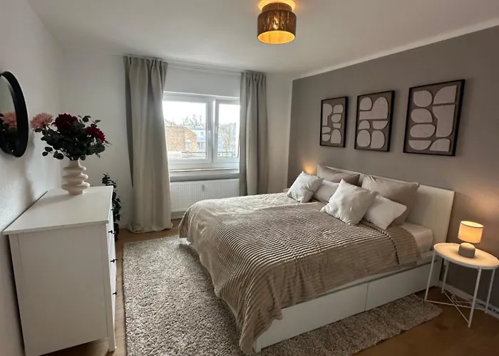 Premium Zentrum - Balkon & Parkplatz Apartment *